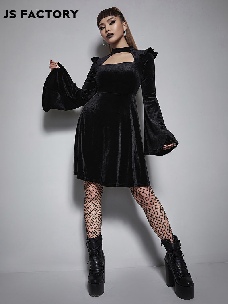 GothDark Solid Flounce Sleeve Velvet Dress